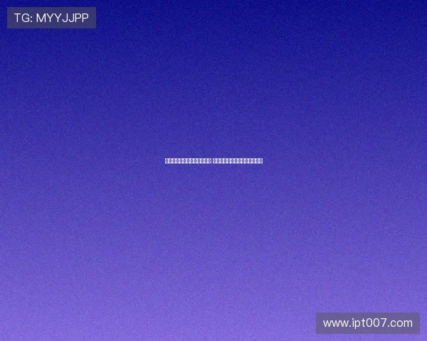 杜兰特防守中意外撞倒阿丘瓦 随后主动友好示意展现体育精神